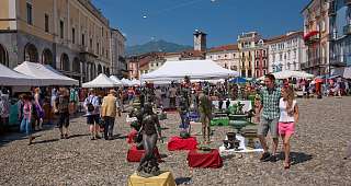 Mercato Locarno Ticino Turismo foto Christof Sonderegger