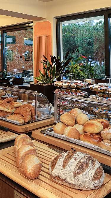 Ricca colazione a buffet